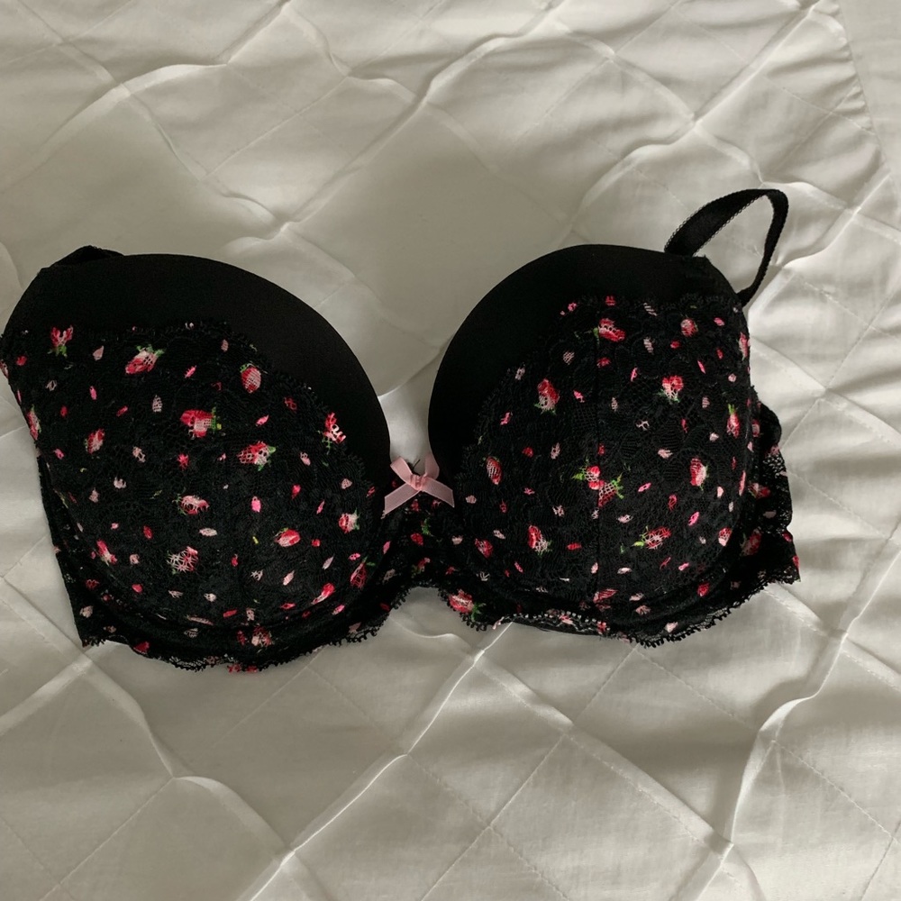 VS Lace & Flower Detailed Bra